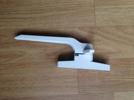 Mỏ cài cửa sổ